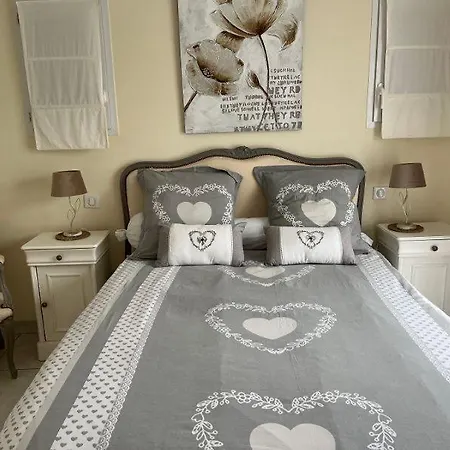 Les Hortensias فندق مبيت وإفطار لي سابلِ دولونْ